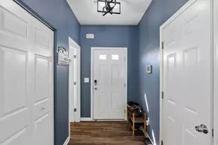 1472 Lewes Castle Dr, Grove City, OH 43123 - Photo 9