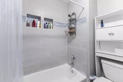 2817 Bella Via Avenue, Columbus, OH 43231 - Photo 17