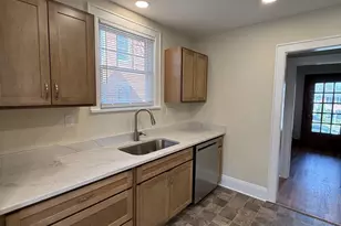 324 E Main St, Lancaster, OH 43130 - Photo 5