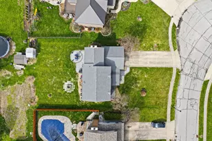 985 Chaumont Dr, Marion, OH 43302 - Photo 3