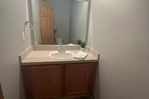 731 Swanson St, Delaware, OH 43015 - Photo 7