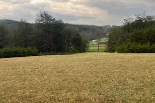 27284 State Route 180, Rockbridge, OH 43149 - Photo 13
