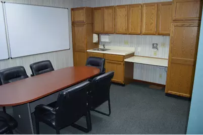 435 E Main Street, Lancaster, OH 43130 - Photo 9