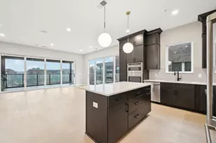 270 Dickenson St, Columbus, OH 43215 - Photo 13