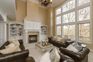 1403 Riverwood Ln, Powell, OH 43065 - Photo 5