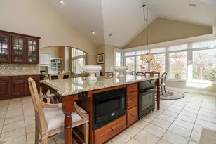 1403 Riverwood Ln, Powell, OH 43065 - Photo 13