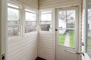 655 E Mithoff St, Columbus, OH 43206 - Photo 15