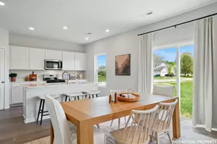 143 Brookside Dr, Jeffersonville, OH 43128 - Photo 5