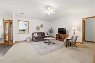 1331 E Beal Ave, Bucyrus, OH 44820 - Photo 7