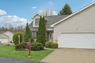 953 Hopewell Heights Dr, Heath, OH 43056 - Photo 1