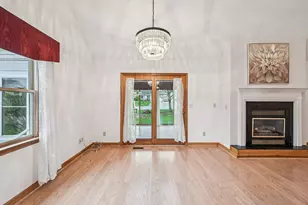 953 Hopewell Heights Dr, Heath, OH 43056 - Photo 5