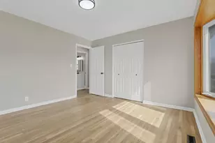 389 Deerfield Rd, Columbus, OH 43228 - Photo 15