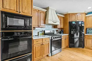 7482 Lindbrook Ct, Reynoldsburg, OH 43068 - Photo 5