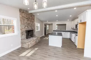 828 Terrace View Dr, Howard, OH 43028 - Photo 7