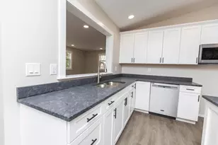 828 Terrace View Dr, Howard, OH 43028 - Photo 9