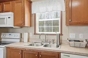 1100 Thornwood Dr SW, Heath, OH 43056 - Photo 17