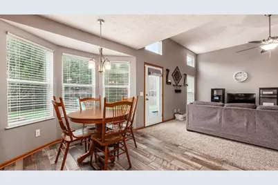 1521 W Quail Run Drive, Newark, OH 43055 - Photo 5