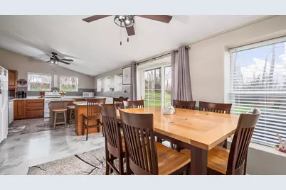 10021 W Triadelphia Road NW, Crooksville, OH 43731 - Photo 7