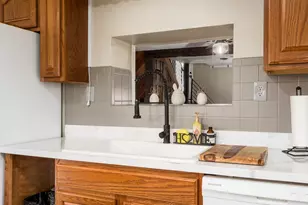 10021 W Triadelphia Road NW, Crooksville, OH 43731 - Photo 9