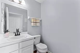 1146 Kinneton, Columbus, OH 43228 - Photo 11