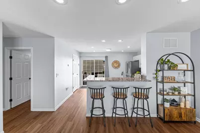 1146 Kinneton, Columbus, OH 43228 - Photo 7