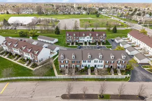 1146 Kinneton, Columbus, OH 43228 - Photo 41