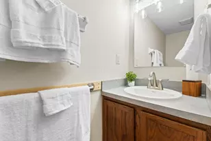 958 Windbourne St, Columbus, OH 43230 - Photo 19