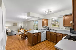 958 Windbourne St, Columbus, OH 43230 - Photo 9