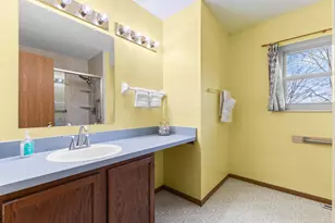 958 Windbourne St, Columbus, OH 43230 - Photo 37