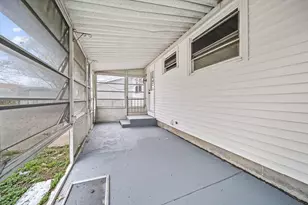 2414 Taymouth Rd, Columbus, OH 43229 - Photo 35