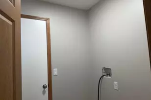 3802 Willowswitch Ln, Columbus, OH 43207 - Photo 13