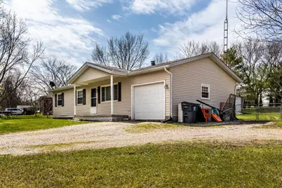 2976 Pleasant Drive NE, Lancaster, OH 43130 - Photo 1