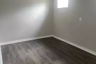 3270 E Livingston Ave, Columbus, OH 43227 - Photo 9