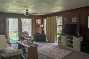 228 Crowley Dr, Roseville, OH 43777 - Photo 7