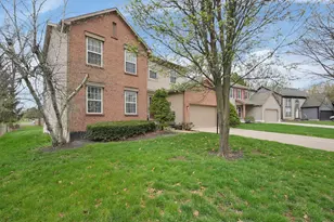 585 Tall Oaks Dr, Columbus, OH 43230 - Photo 3