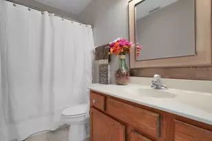 585 Tall Oaks Dr, Columbus, OH 43230 - Photo 25