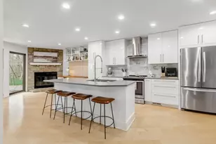 83 Forest Ridge Ct, Powell, OH 43065 - Photo 7