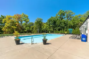 1000 Urlin Ave, Columbus, OH 43212 - Photo 19