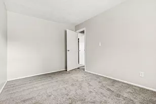 2746 Noe Bixby Rd, Columbus, OH 43232 - Photo 15