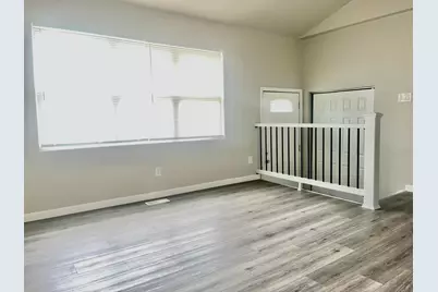 2746 Noe Bixby Road, Columbus, OH 43232 - Photo 5