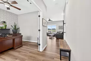 1735 Dickson Dr, Marysville, OH 43040 - Photo 5