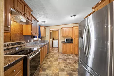 9176 Baker Road NE, Saint Louisville, OH 43071 - Photo 15