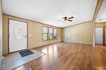 9176 Baker Road NE, Saint Louisville, OH 43071 - Photo 5