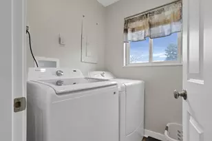 81 3rd Ave SW, Etna, OH 43062 - Photo 23