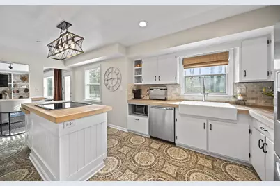 8372 Fairway Drive, Columbus, OH 43235 - Photo 17