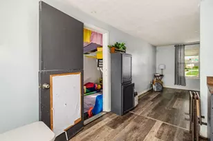 580 Evergreen Terrace, Columbus, OH 43228 - Photo 11