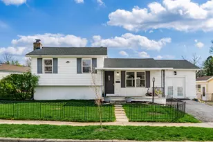 580 Evergreen Terrace, Columbus, OH 43228 - Photo 3