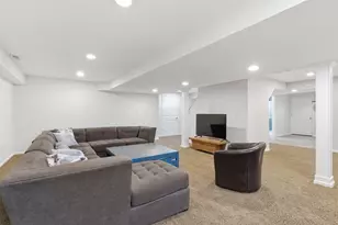 6399 Dorchester Dr, Westerville, OH 43082 - Photo 51