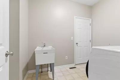 6399 Dorchester Drive, Westerville, OH 43082 - Photo 31