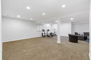 6399 Dorchester Dr, Westerville, OH 43082 - Photo 55